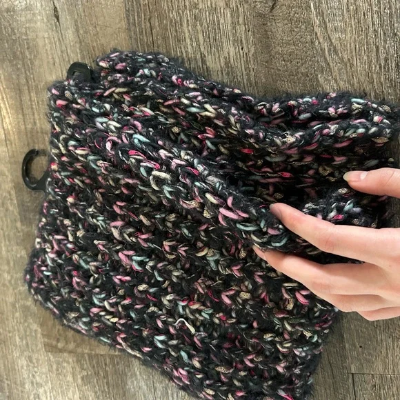 Betsey Johnson infinity scarf and headband - Picture 6 of 6